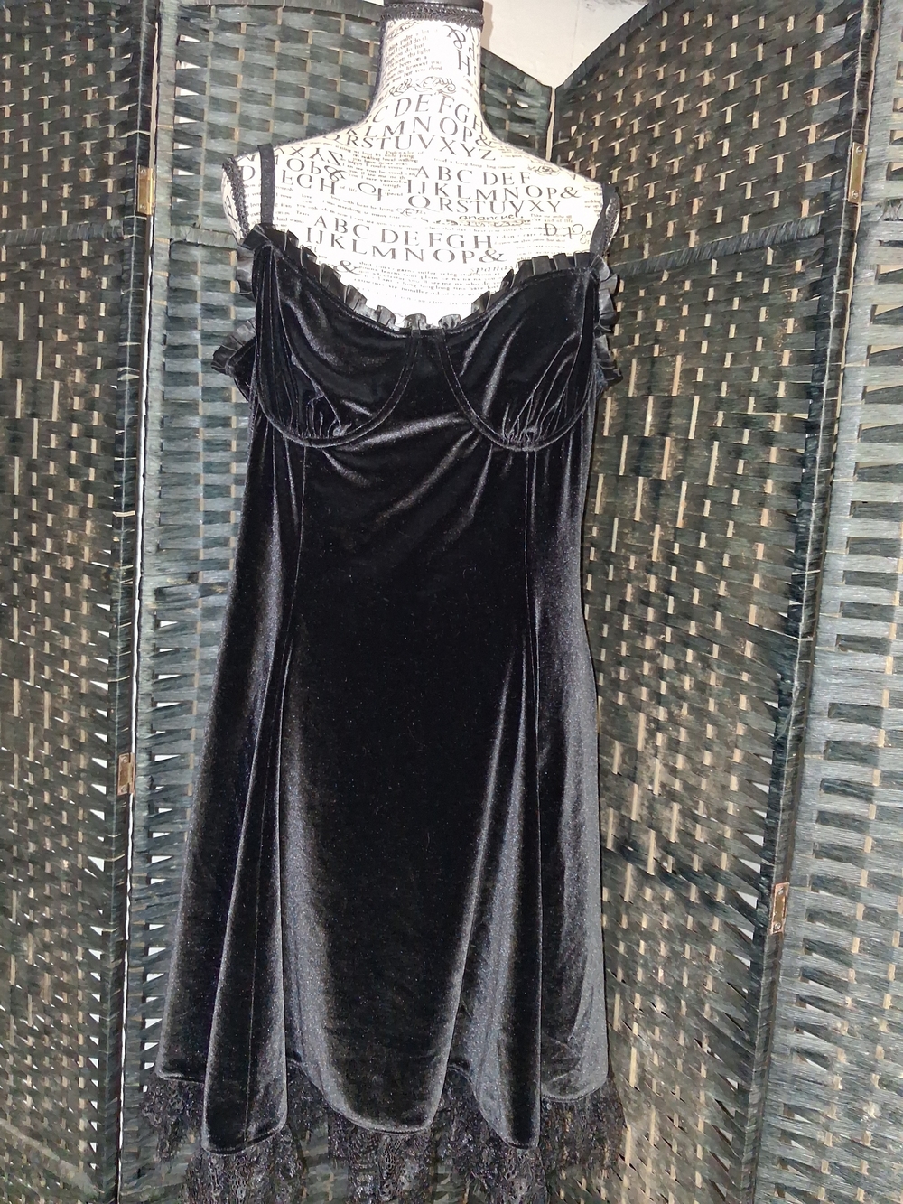 Black Velvet Mini GothDress with Lace Hem - Wome